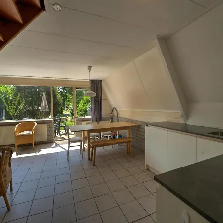 Holiday home Cosy In With Balcony Terrace